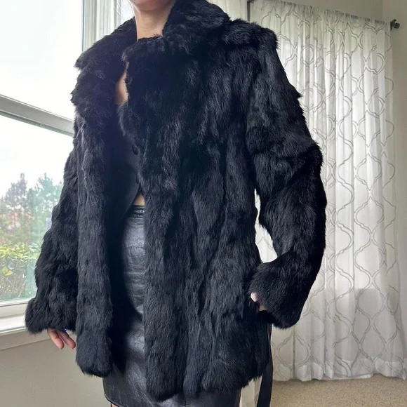 Real Fur Coat - Picture 3 of 9